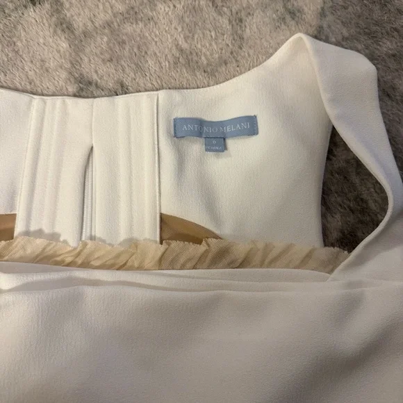 ANTONIO MELANI x Courtney Grow Cream Sleeveless Tank Top - Picture 3 of 5